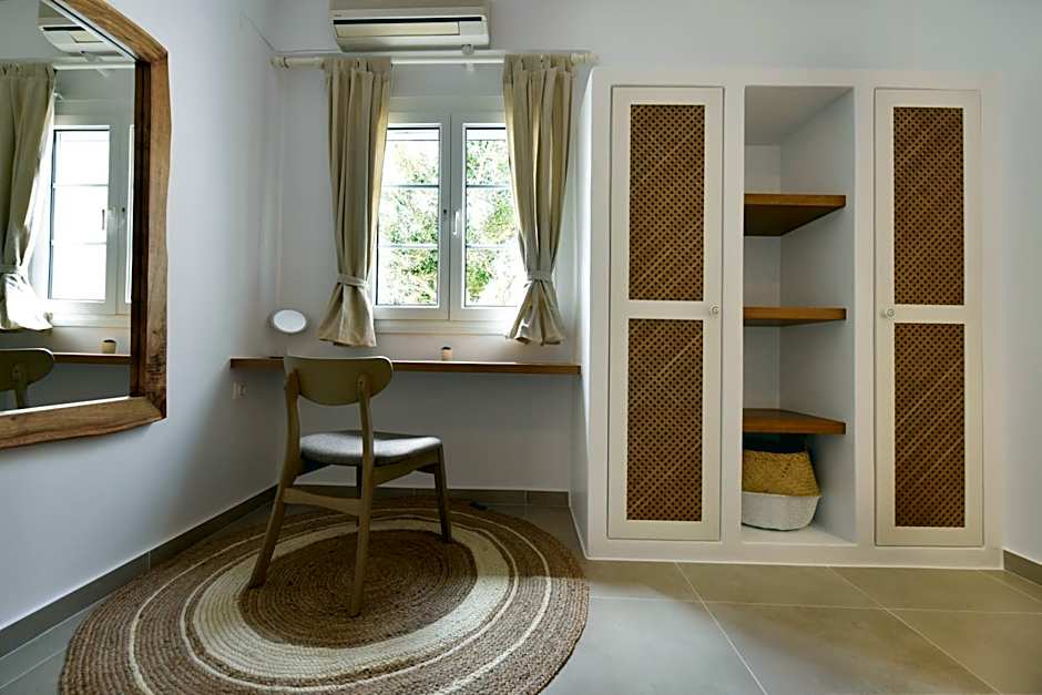 Giourgas Studios & Apartments