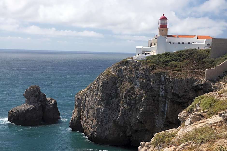 Apartamentos e Quartos Atalaia