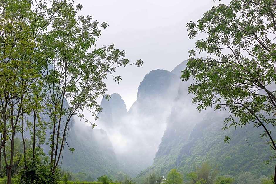 Kayumanis Yangshuo Private Villa & Spa