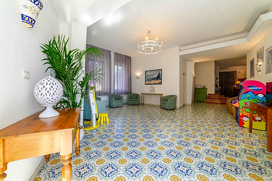 Hotel Royal