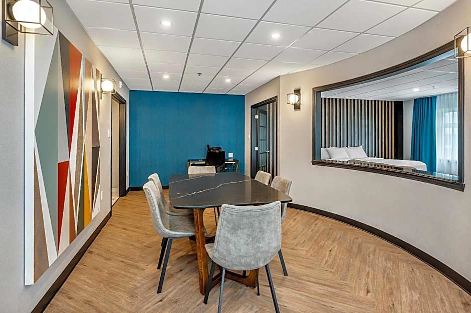Quality Suites Drummondville