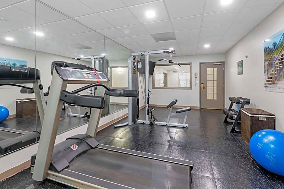 Best Western Plus First Coast Inn And Suites