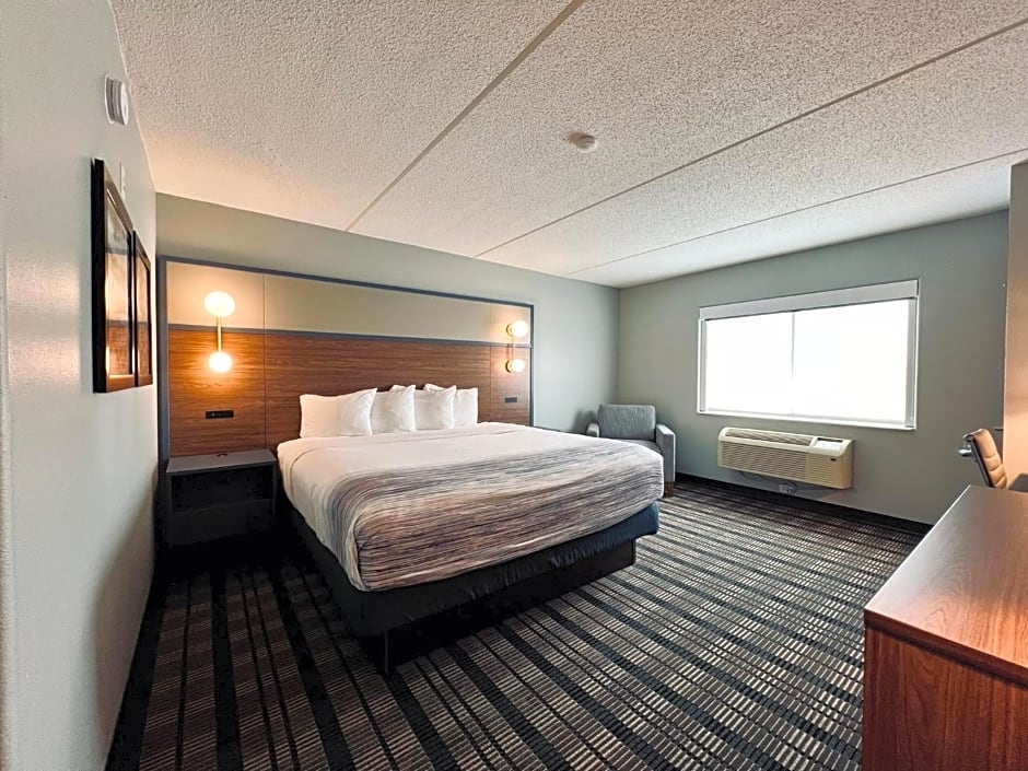AmericInn by Wyndham Beaver Dam