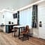 Blufftop Inn & Suites - Wharf/Restaurant District