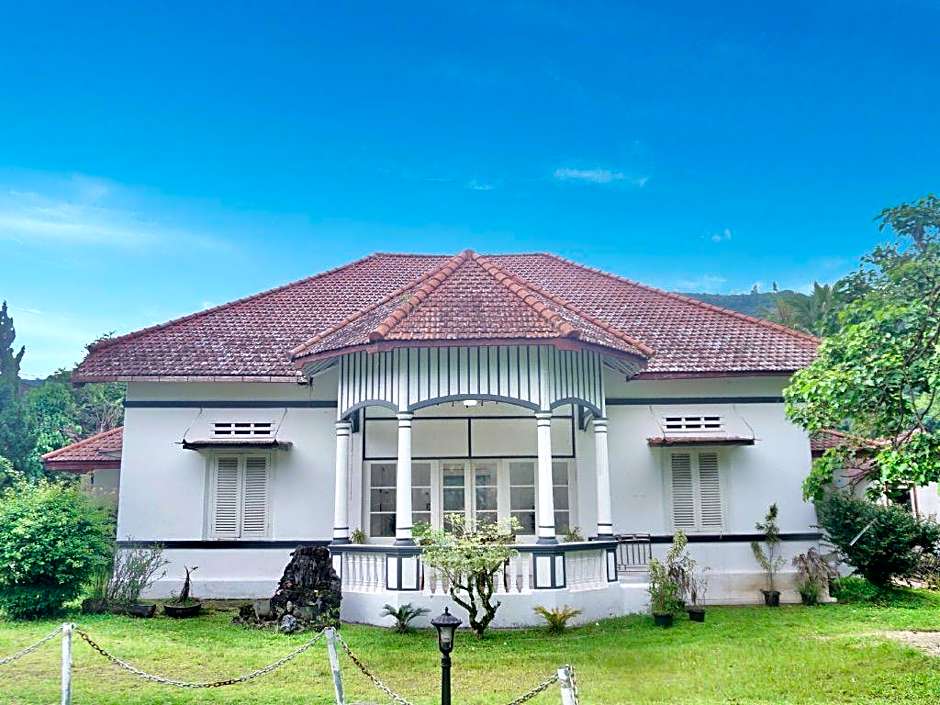 KHAS Ombilin Hotel