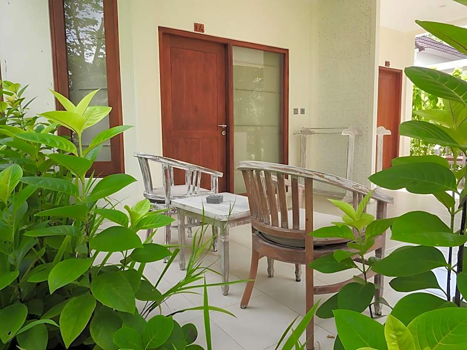 Puri Sari Beach Hotel