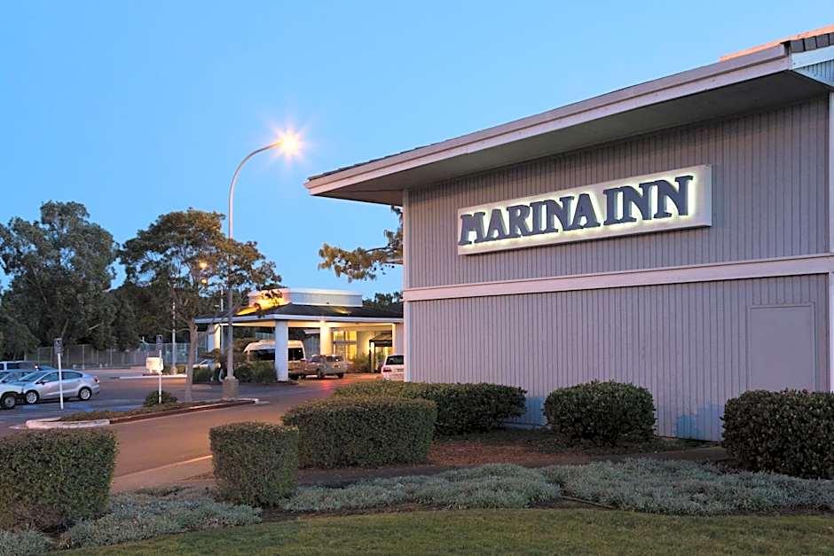 The Marina Inn on San Francisco Bay
