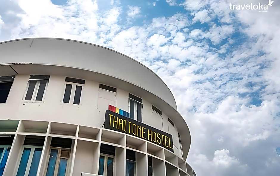Zee Thai Hostel