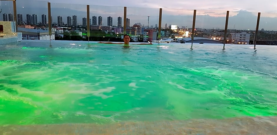 BlueTel Re'sidencE Bangkok IMPACT- 1 Time Drop-Off Service to IMPACT