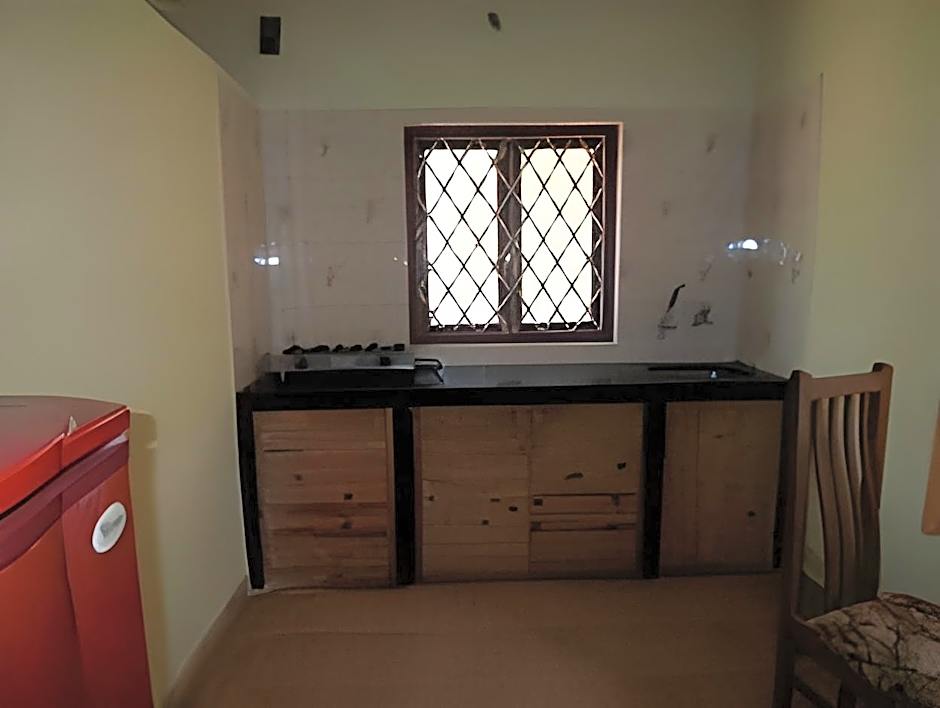 Down Hill Village Inn