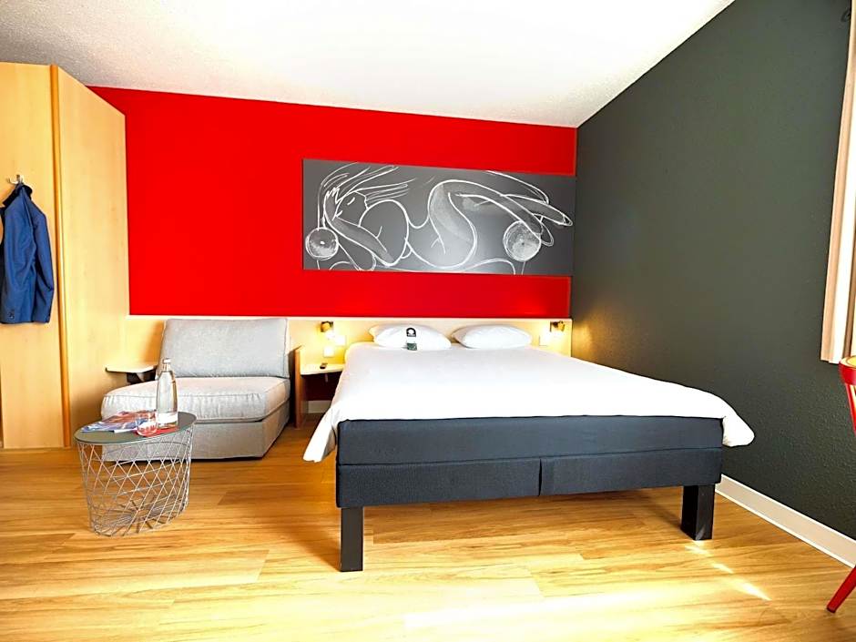 ibis KoeIn Messe