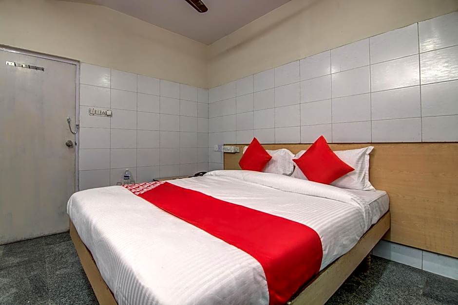 Hotel O Mayur's residency