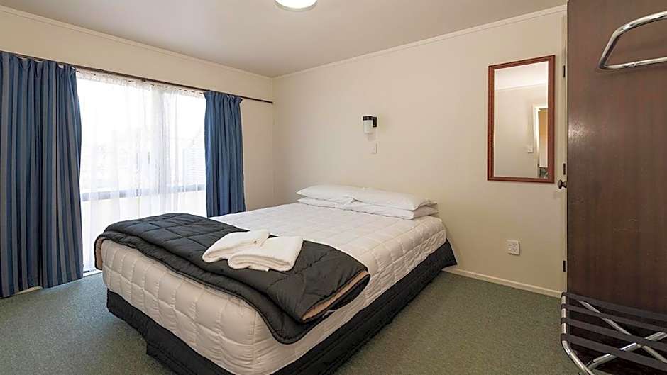 Holdens Bay Holiday Park