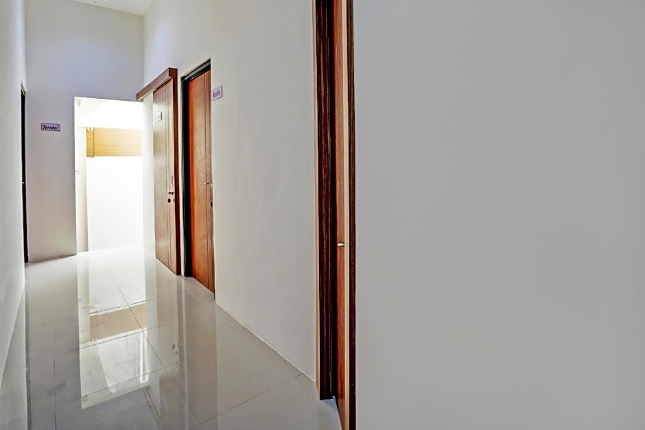 Hotel O Sunlo Cozy Home Family Homestay Syariah