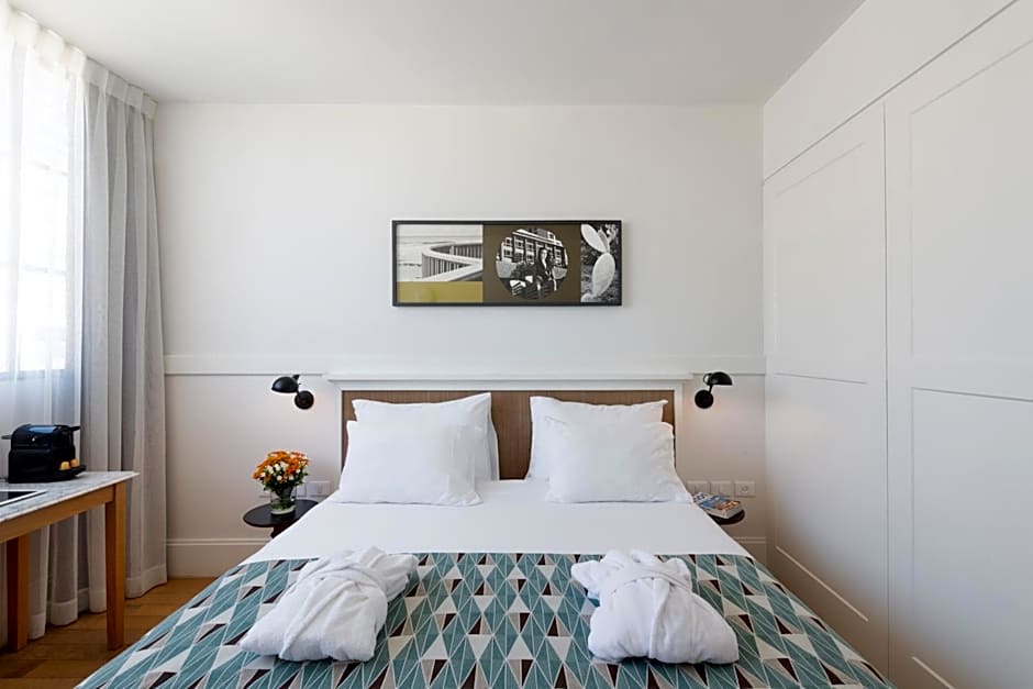 Lily & Bloom Boutique Hotel