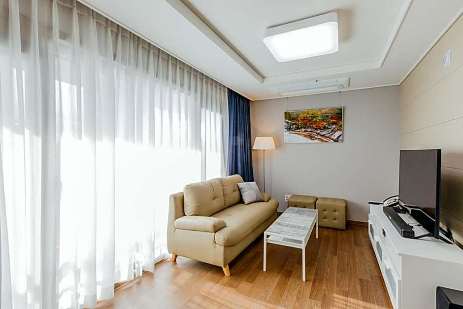 Risen Ocean Park Hotel