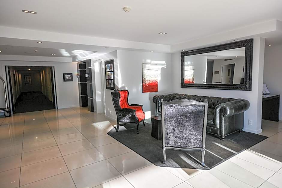 Chateau Marlborough Hotel