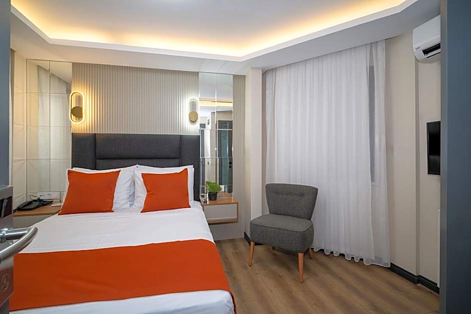 ROBİN HOTEL