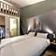 B&B HOTEL Toulouse Cité de l'Espace Mouchotte