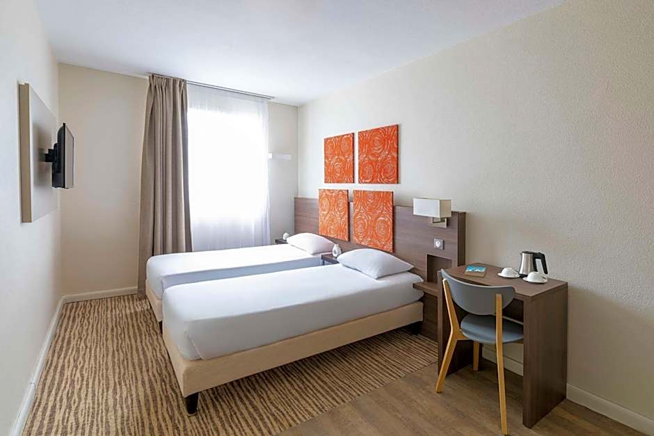 Kyriad ChambÃ©ry Centre - HÃ´tel et RÃ©sidence