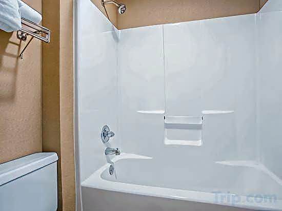 Hawthorn Extended Stay by Wyndham Conyers