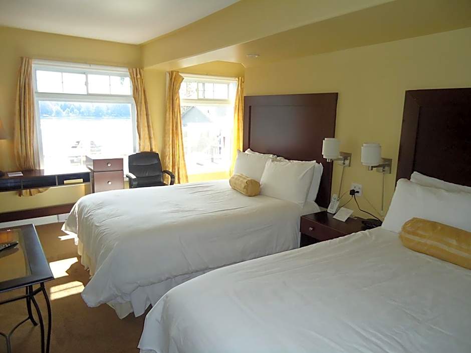 Bayside Inn & Waterfront Suites