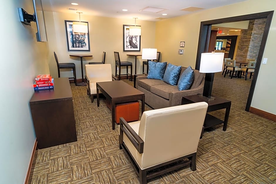 Staybridge Suites - Newark - Fremont