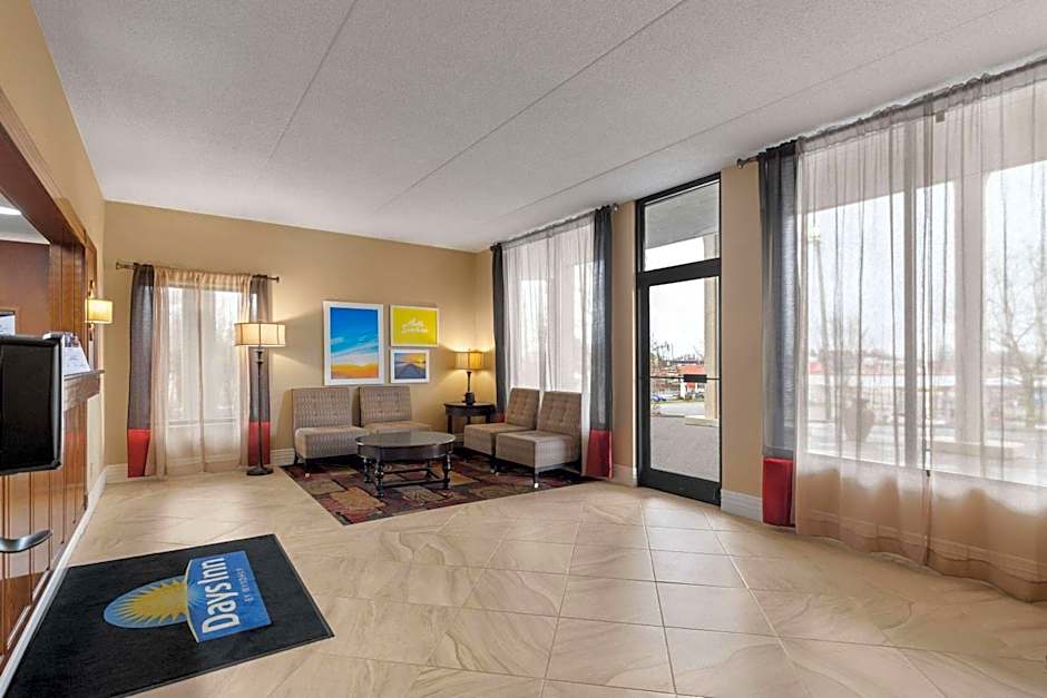 Days Inn by Wyndham Columbia Kentucky