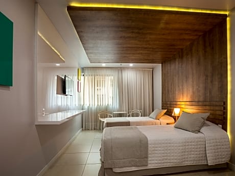 Single Suite Junior (Twin Beds)