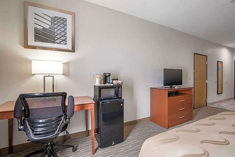 Quality Inn & Suites Lodi I-90