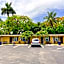 Glades Motel - Naples
