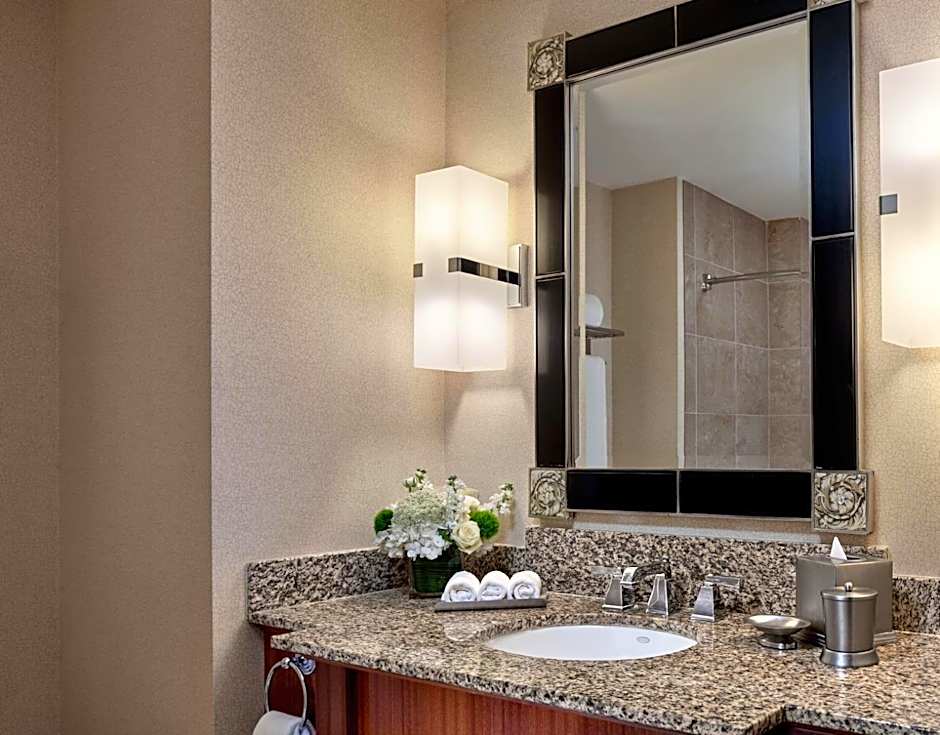 Loews New Orleans Hotel