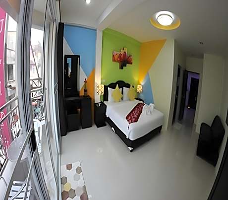 King Suite with Sofa Bed