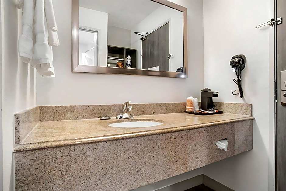 Country Inn & Suites by Radisson, Montgomerty East I-85