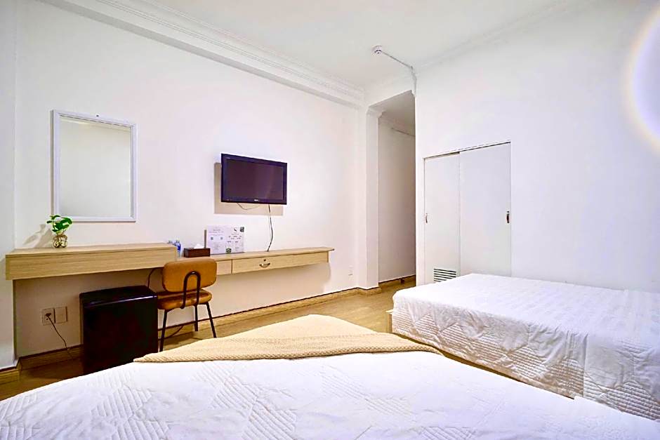 Hotel Sunny Saigon