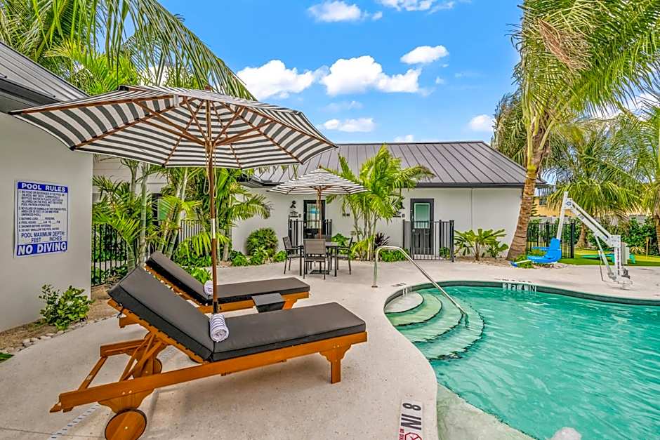 The Retreat at Anna Maria Island Inn