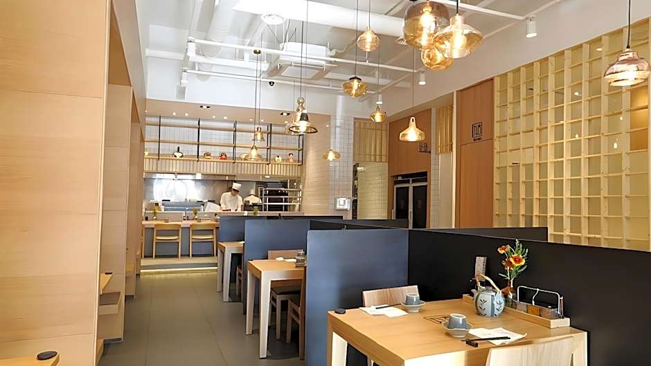 Empire Tourist Hotel