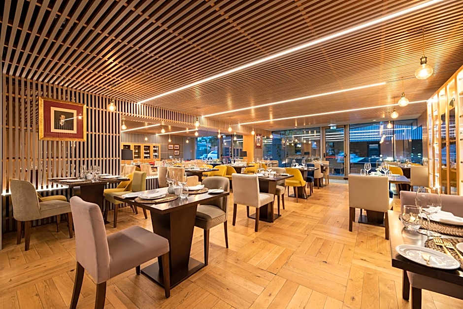 Santa Luzia ArtHotel