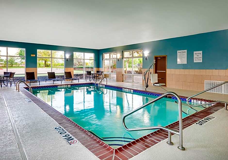 Holiday Inn Express Hotel & Suites Cleburne By IHG