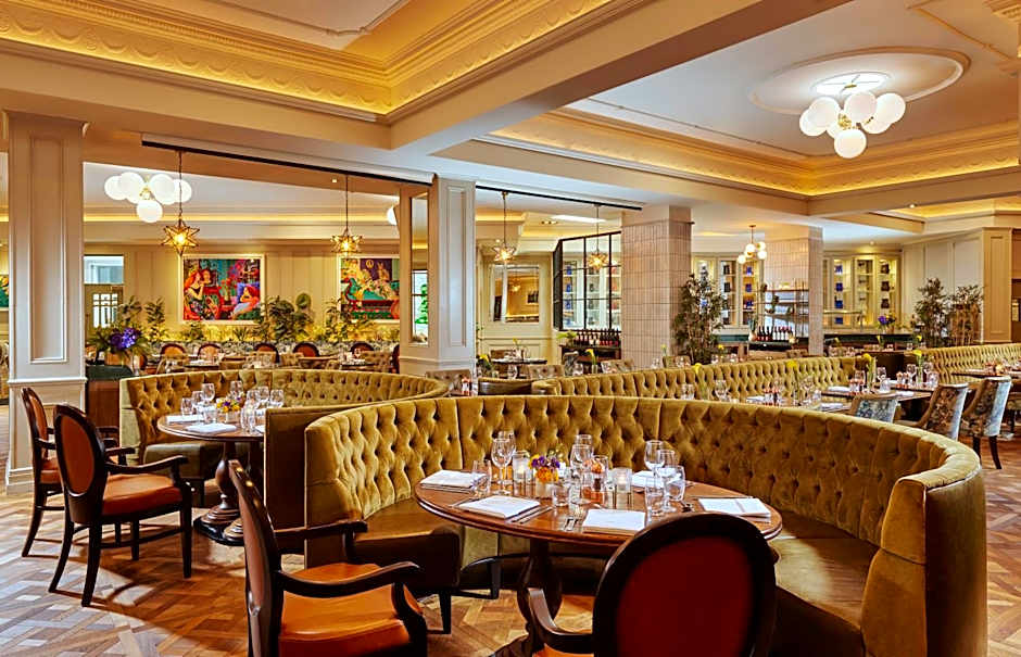 Castlecourt Hotel, Spa & Leisure