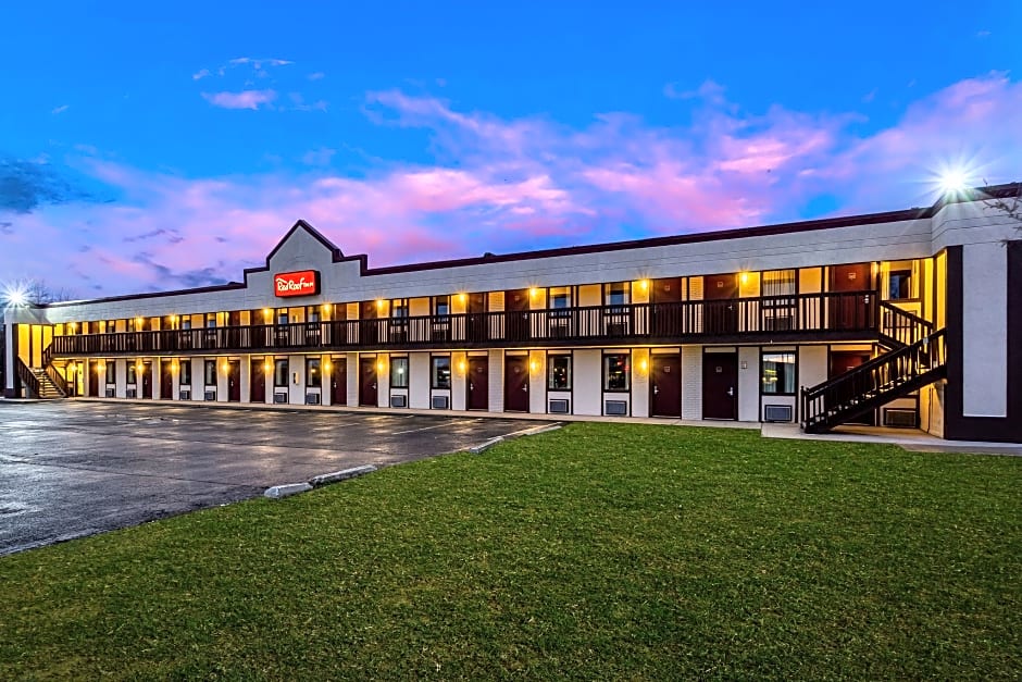 Red Roof Inn Scottsburg