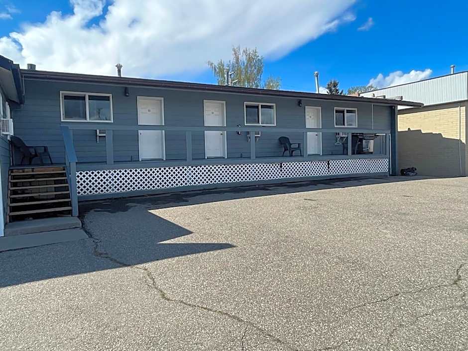 West Castle Motel