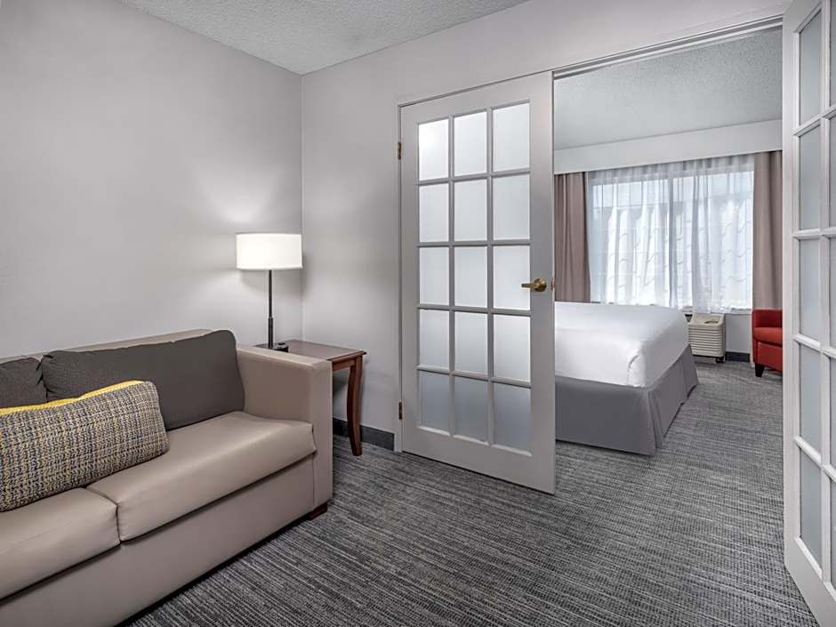 Country Inn & Suites by Radisson, Maumee - Toledo