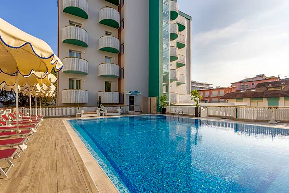 Salus Smart & Chic Hotel