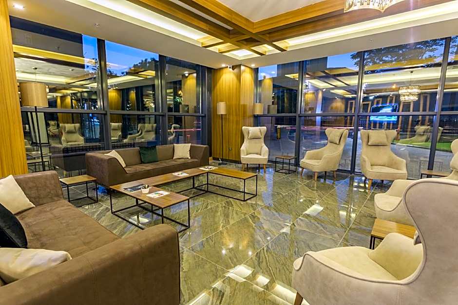 Shimall Hotel