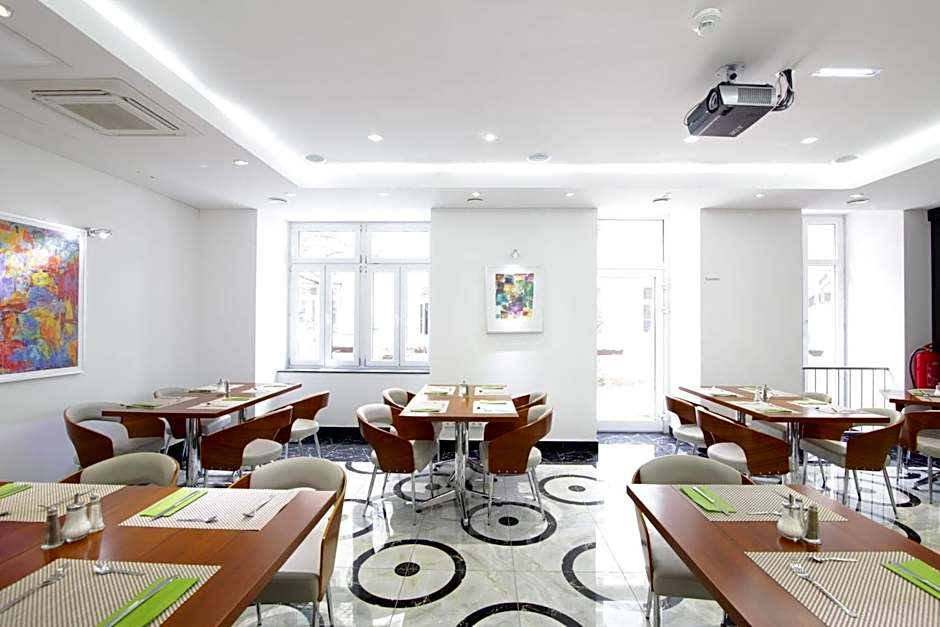 Best Western Plus Hotel Arcadia