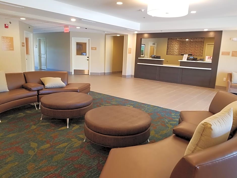 Candlewood Suites - Davenport, an IHG Hotel