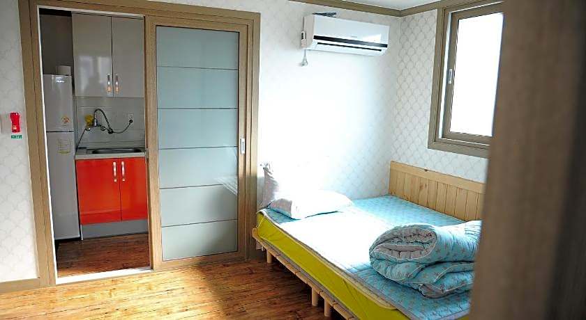 THE 1st Andong Hostel