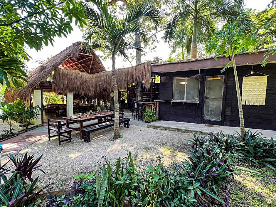 Villa Santuario Lake front Oasis