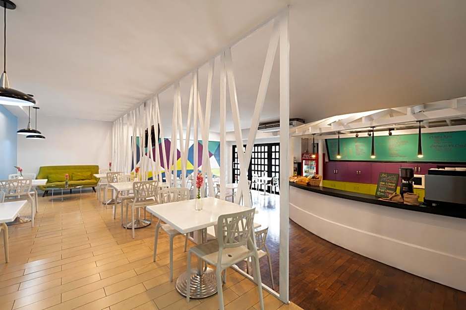 Jen Manila by Shangri-La